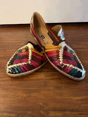 Colorful Woven Leather Huarache Sandals - Multicolor